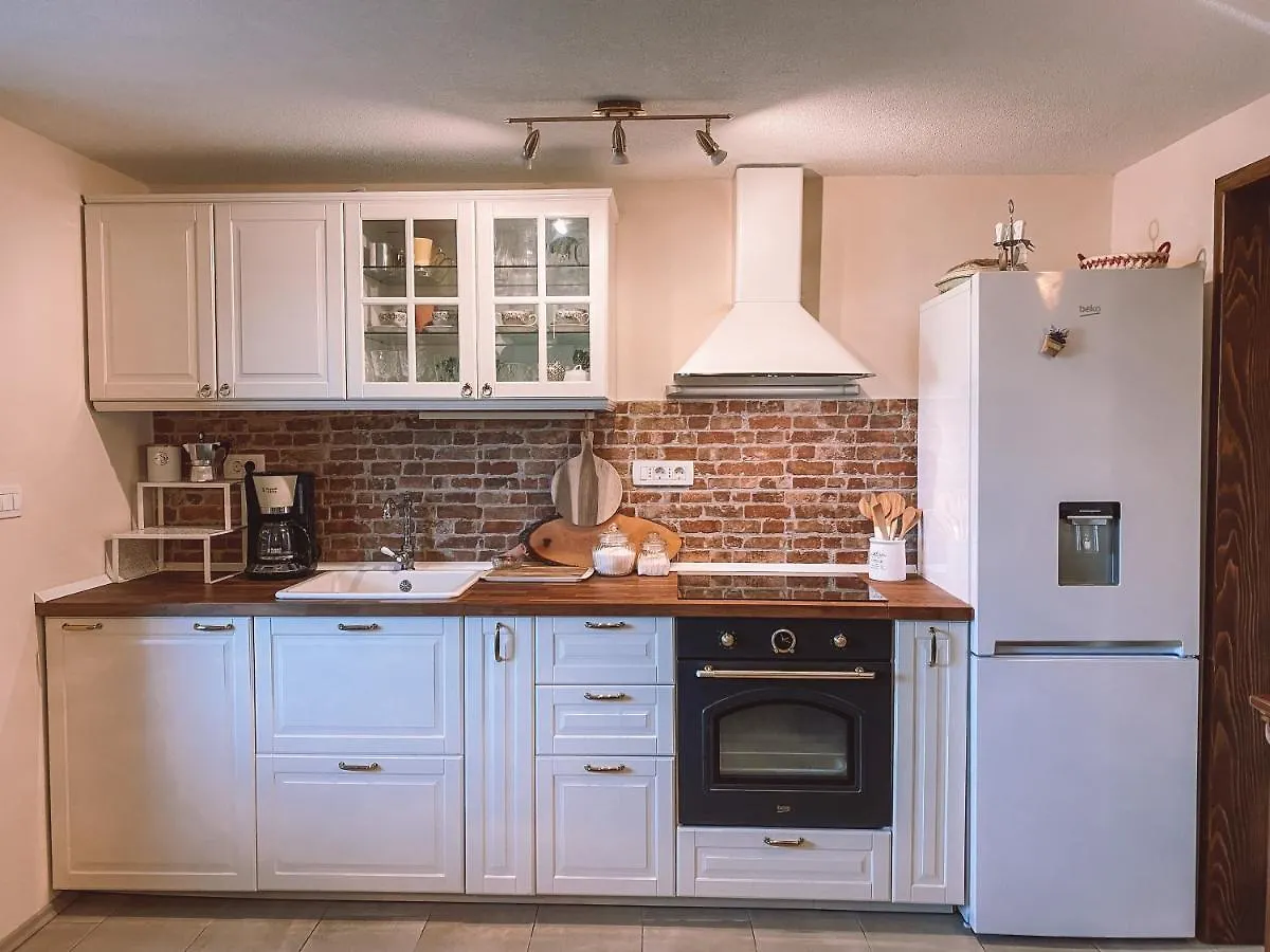 Apartment Holiday Home Istra Plomin